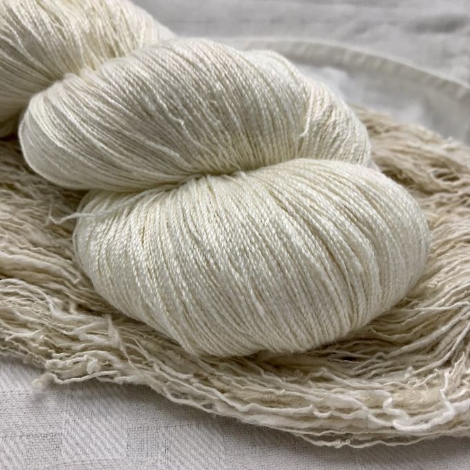 Yarn and Colors Zen 001 White