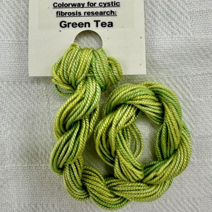      65 Roses® 'Green Tea' - Thread, Shinju (#5 silk perle): click to enlarge