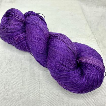 65 Roses - Kiku Silk Yarn - Twilight Garden 575: click to enlarge