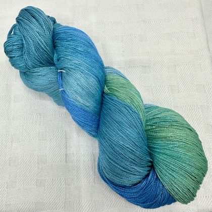 65 Roses - Kiku Silk Yarn - Water 578: click to enlarge
