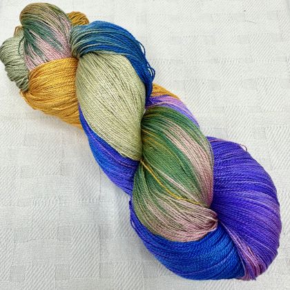 65 Roses - Kiku Silk Yarn - Wedding Bouquet 587: click to enlarge