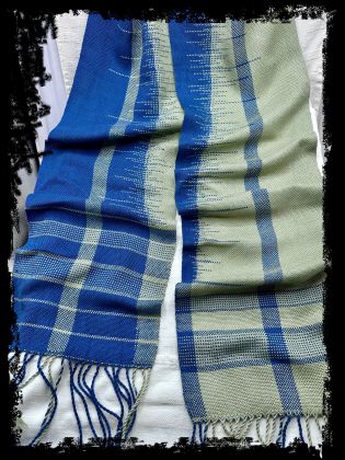 Kit - Rigid Heddle Limited Edition "Azul Verde do Mar" Silk Scarf Kit: click to enlarge