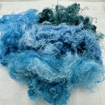 Hand-dyed Degummed Throwsters Silk - 'Steely Blues': click to enlarge