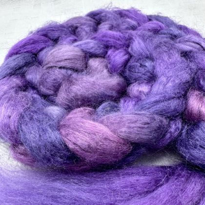 Salt Spring Island Limited Edition 'Lilac Blossoms' - Tussah Silk Combed Top/Sliver 25g: click to enlarge