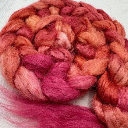 Salt Spring Island Limited Edtion 'Summer Sunrise' - Tussah Silk Combed Top/Sliver 25g: click to enlarge