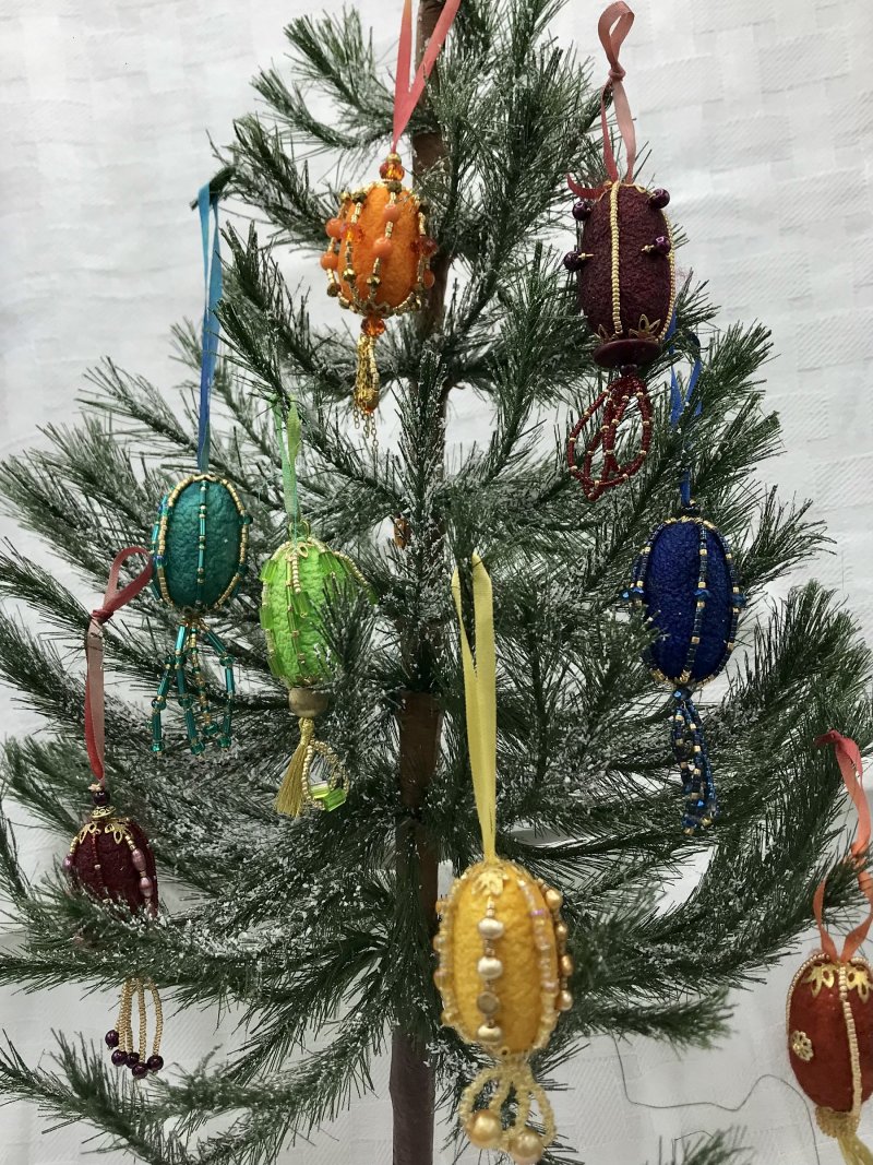 Karen Bennett's Beaded Silk Cocoon Ornaments