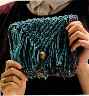 Jewel Bag by Whitney Dorband uses Sari Silk Yarn in Little Looms 2018; photo credit Long Thread Media
