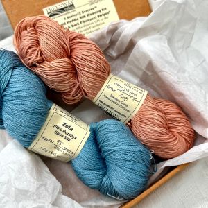 'Light & Dark Fibonacci Stripes' colors #1018 Tropical Bloom natural dye & #214 Glacier (Zola yarn)